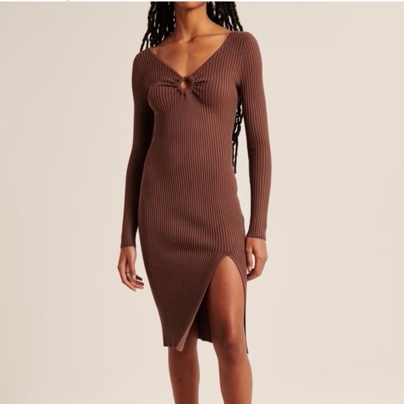 Abercrombie & Fitch Ribbed O Ring Long Sleeve Slit Sweater Midi Dress - small - Picture 1 of 8